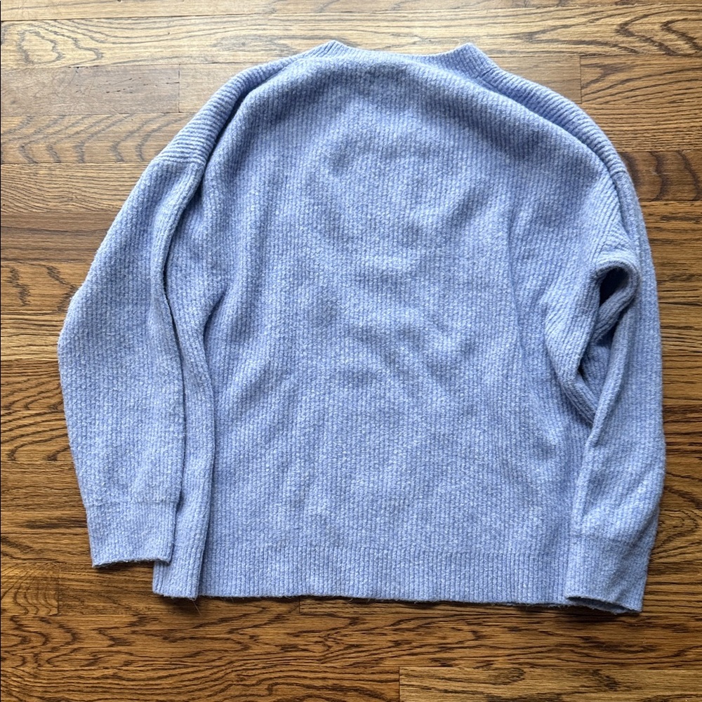 Like new! J. Crew Light Blue Crewneck Sweater - Picture 4 of 4